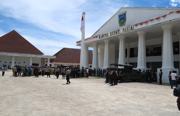 Gubernur Minta Buktikan Tudingan Penjabat Bupati Tak Netral
